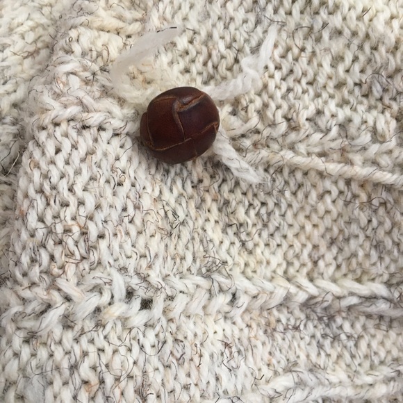 (SOLD) WOOL Chunky Knit Button Cardigan Sweater - Picture 6 of 6